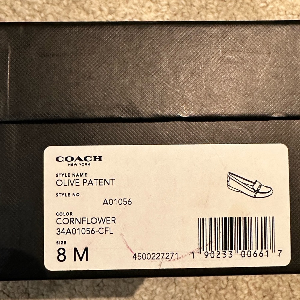 Coach - Picture 11 of 12